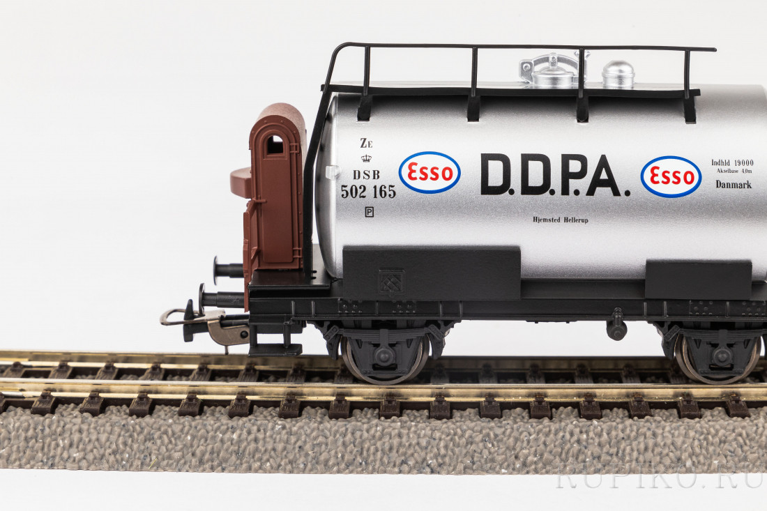 PIKO 27715 Цистерна двухосная ESSO