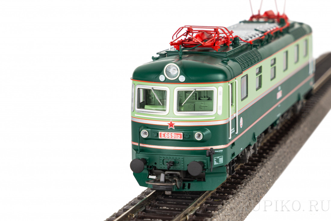 PIKO 21020 Электровоз E669.1